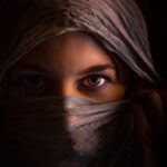 Proč feministky MASIVNĚ PODPORUJÍ islam? Tento NEUVĚŘITELNÝ DŮVOD Vás UDIVÍ!