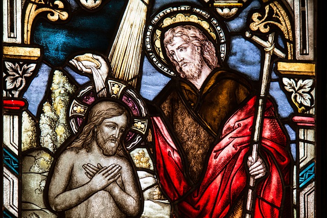 Svatý křest: Jak probíhá a proč je tak důležitý?
