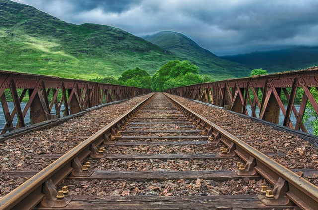 Choosing the ‍most suitable train connection to the Holy Land