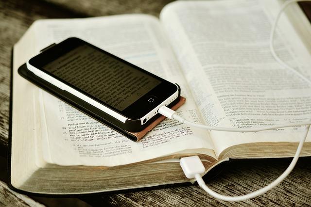 5. Svaté Písmo a přijímání:⁣ Odkaz Bible na Svatou Eucharistii