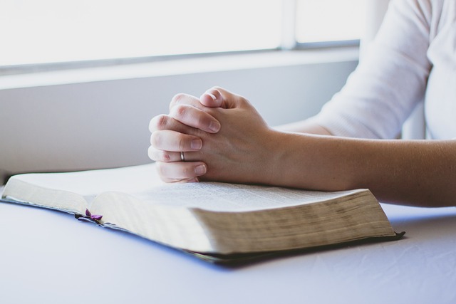 1. Modlitby za uzdravení a posilu: Jaké modlitby přinést při mši svaté za nemocné?