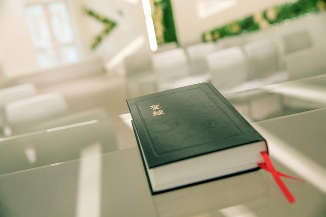 Obchody specializující se na nákup anglických Biblí: Nejlepší volba pro výběr